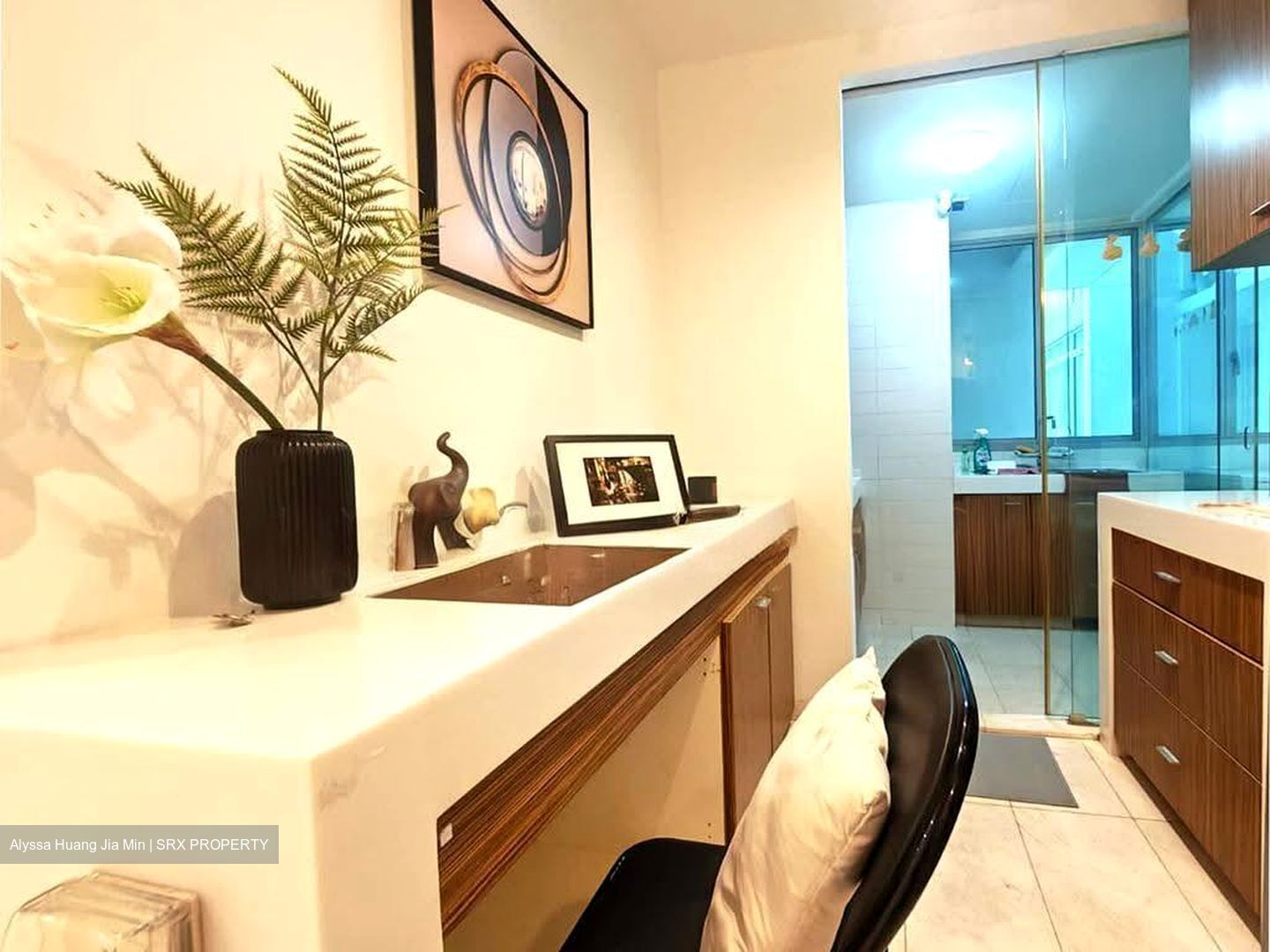 The Lakeshore (D22), Condominium #624100941